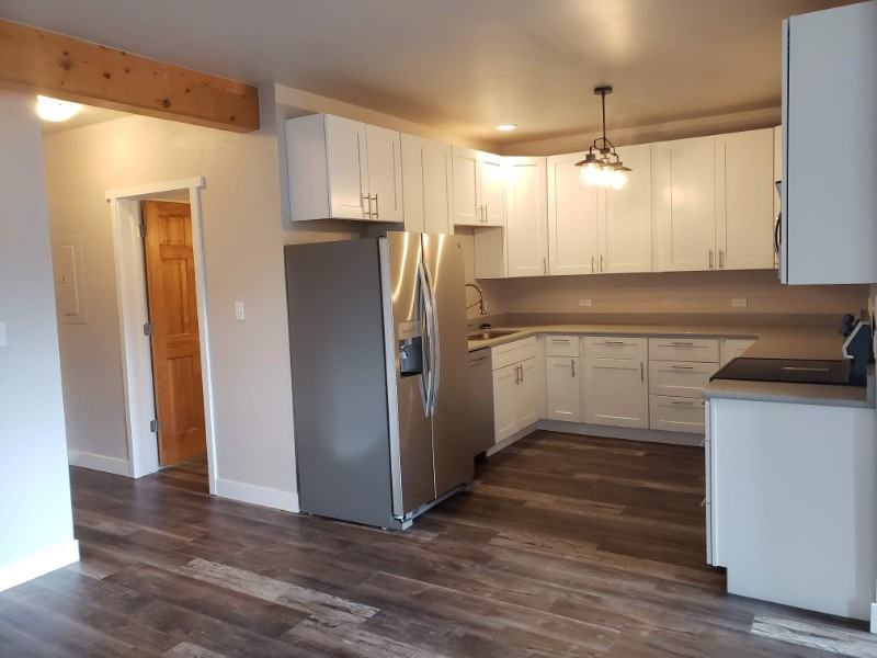 623 Cedar Ln - Photo 2 of 25