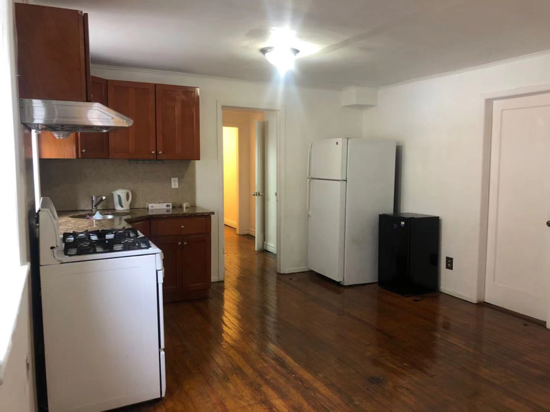 1925 Cropsey Ave - Photo 2 of 2