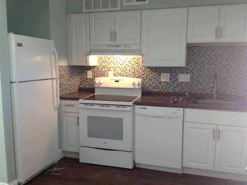 University Park Apartments - Photo 2 of 10