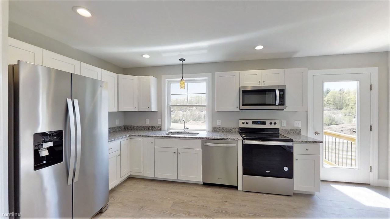 Chamberlain Estates - Photo 3 of 10