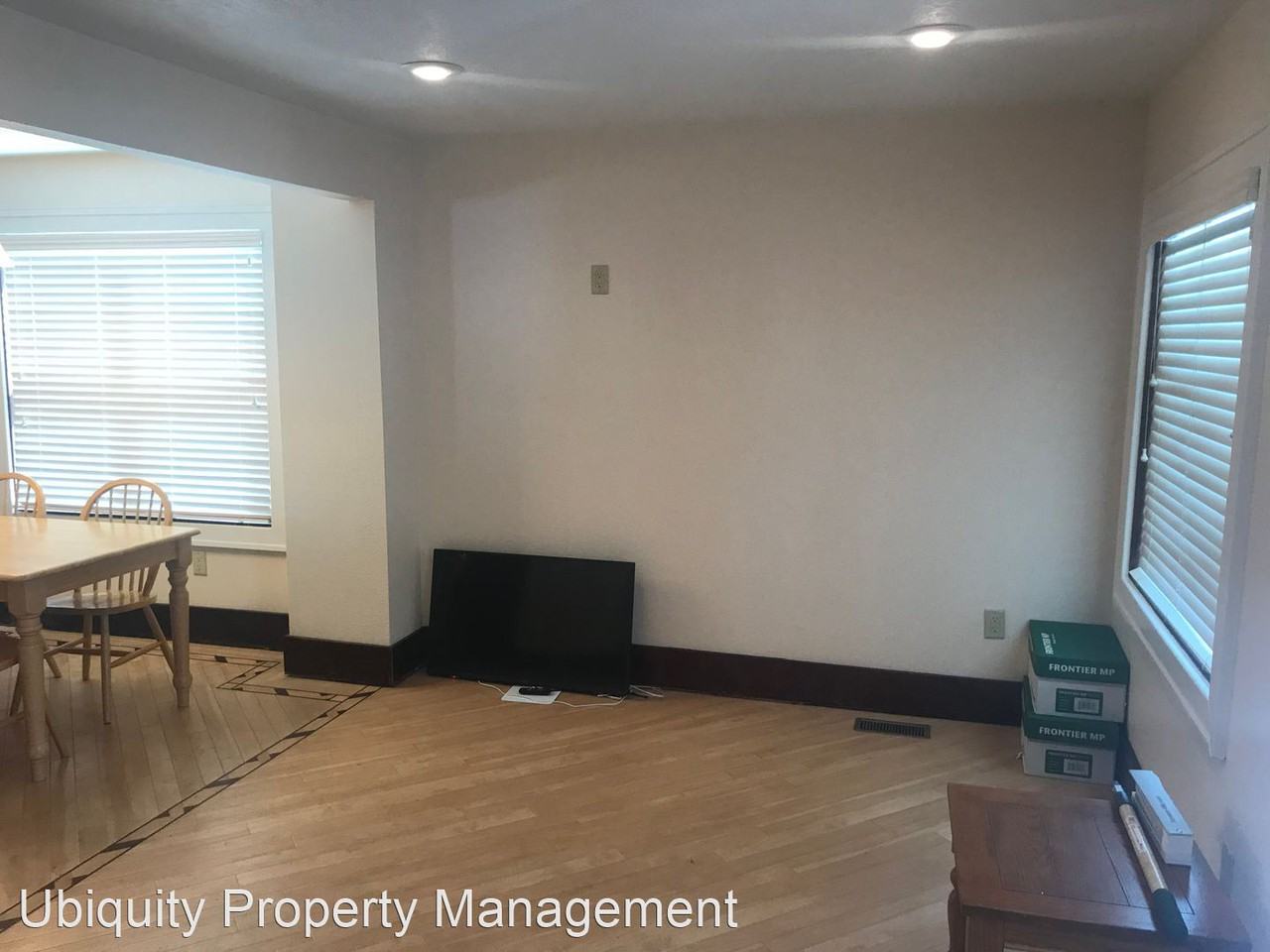 1517 1st Ave Se - Photo 3 of 13