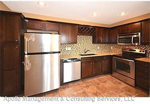 12332 Fox Creek Dr - Photo 3 of 9
