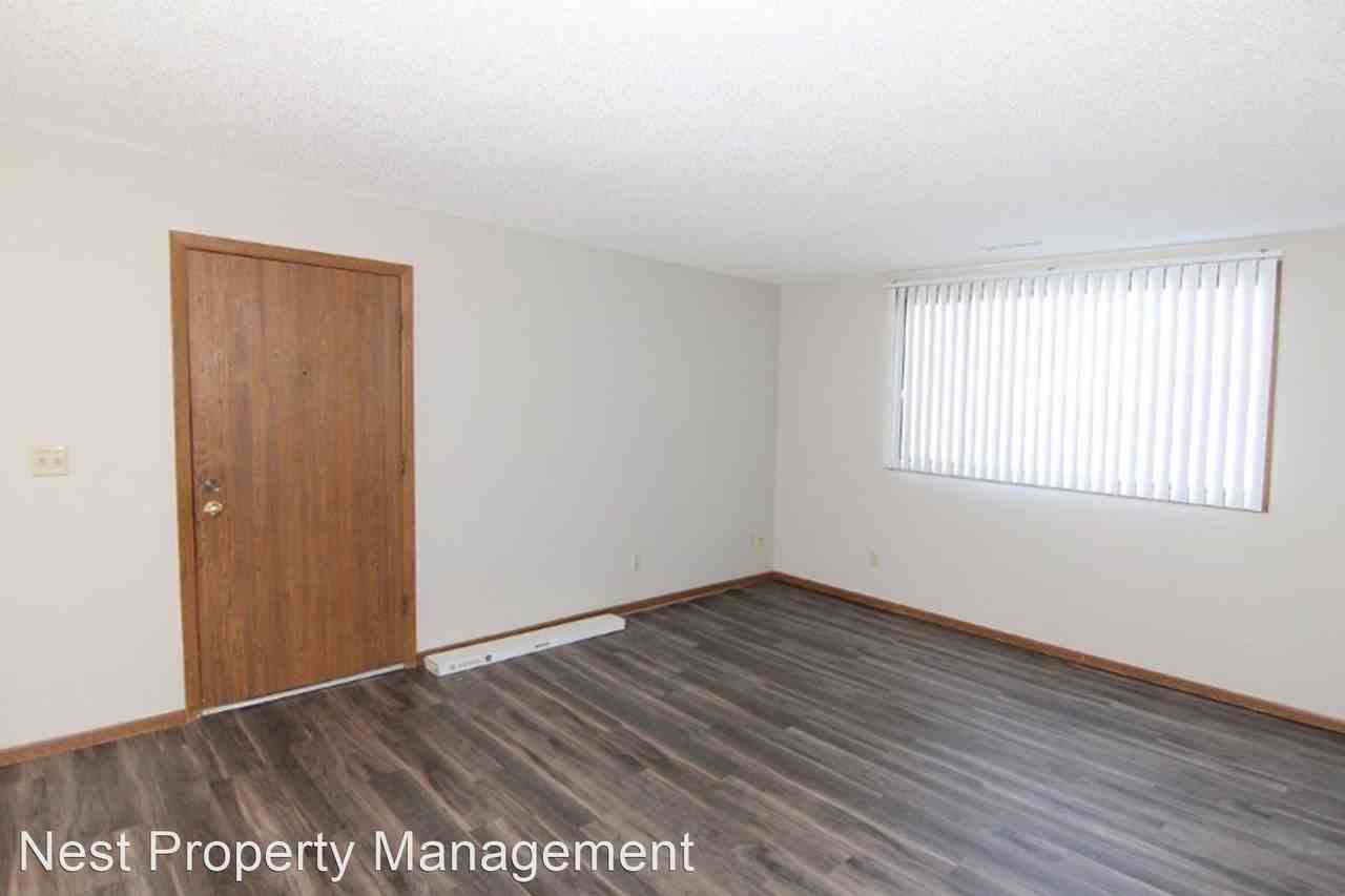 934 Boston Way - Photo 2 of 10