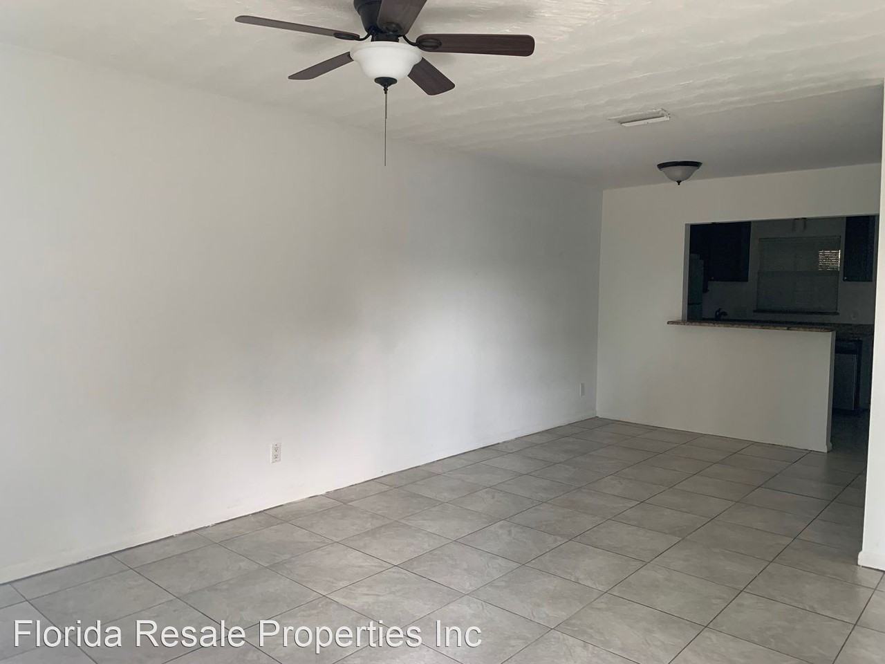 641/645 93rd Ave N - Photo 3 of 8