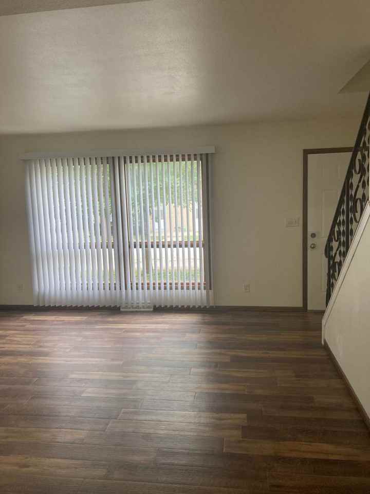 215 River Lane - Photo 3 of 13