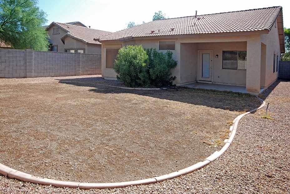 4212 N 125th Ave - Photo 3 of 31