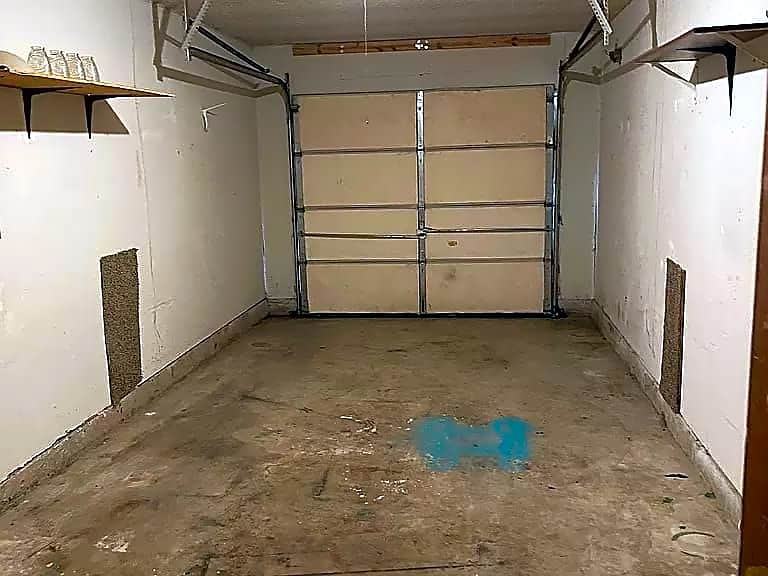 2902 Sw 86th St - Photo 2 of 20