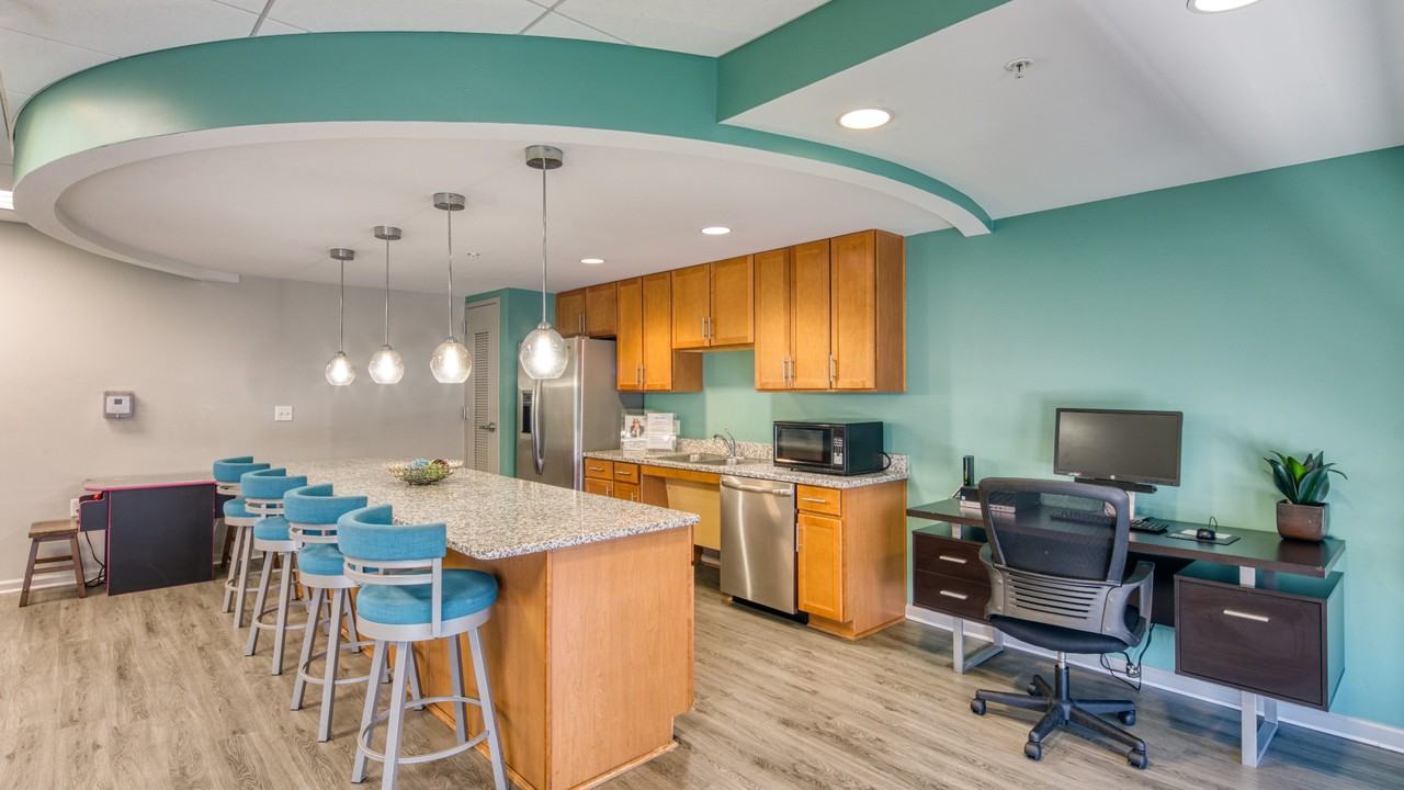 Liberty Apartments - Photo 5 of 28