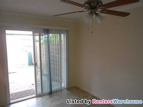 1627 W Hazelwood St - Photo 3 of 9