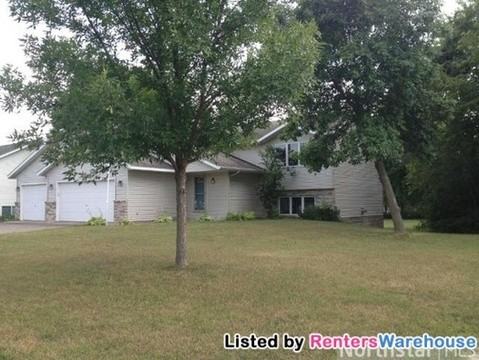 724 Popplewood Ct - Photo 2 of 12