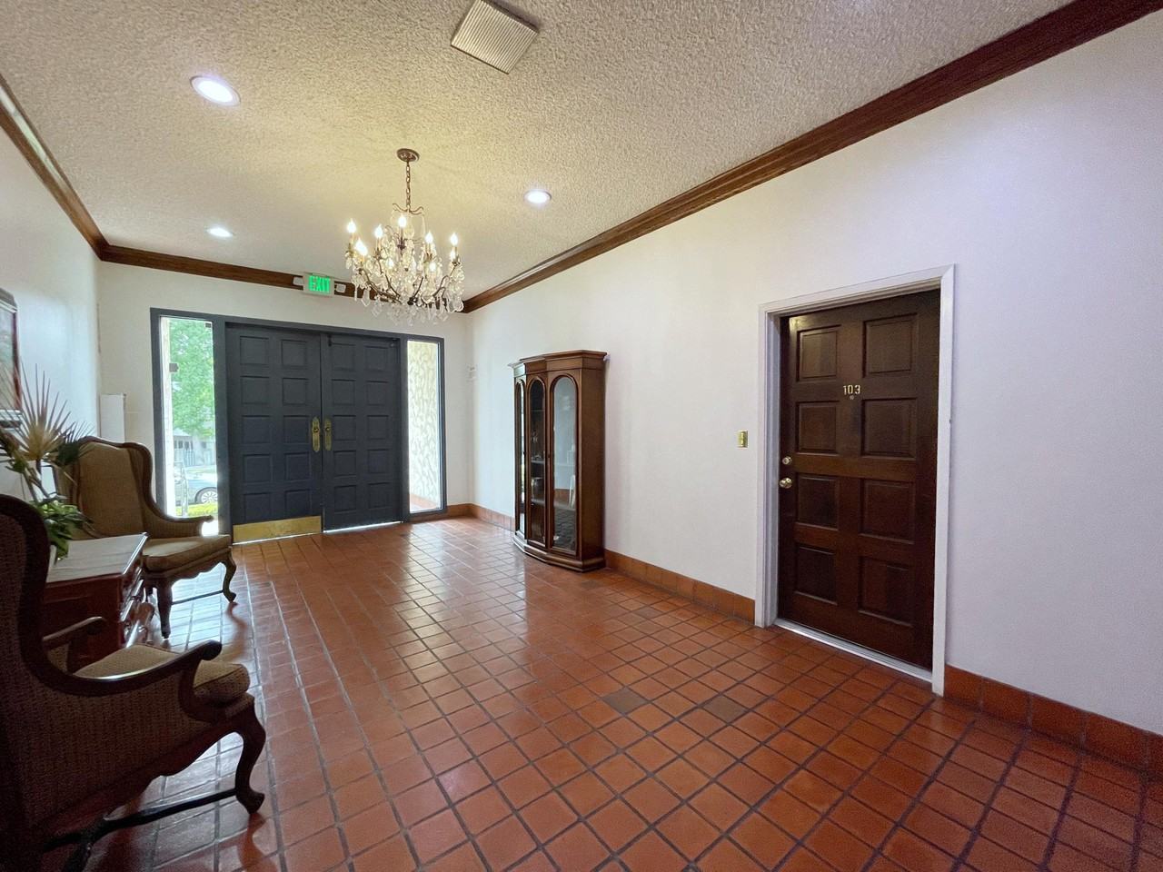 1218 Pine St. #103, South Pasadena - Photo 3 of 4