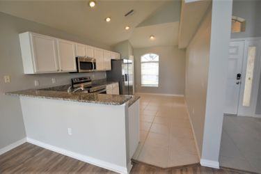 3933 Hampton Hills Dr - Photo 3 of 15