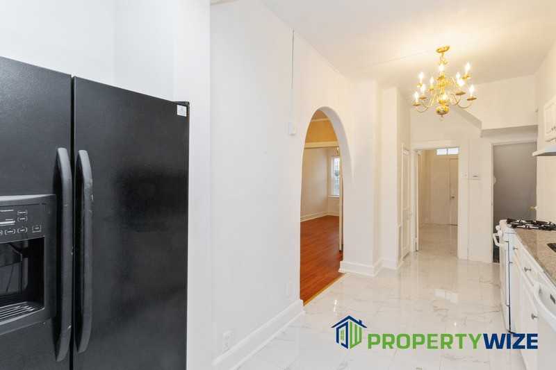 4118 Norfolk Ave - Photo 2 of 27