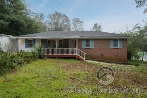 featured image of 2165 Wayne Rd