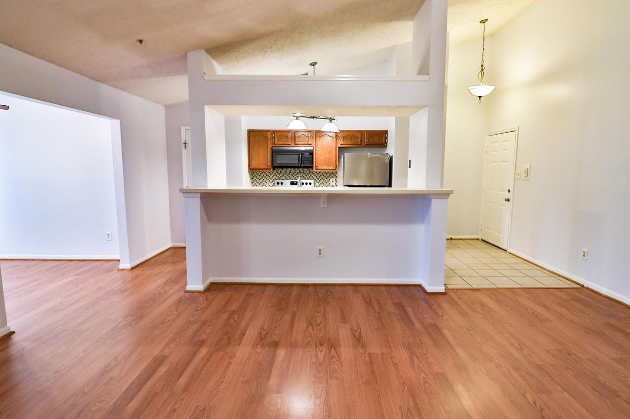 13110 Briarcliff Ter #610 - Photo 7 of 35
