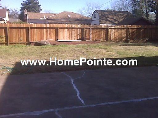 5331 McGlashan St - Photo 2 of 4