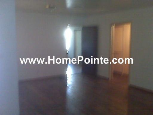 5331 McGlashan St - Photo 3 of 4