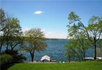 6372 Smithtown Rd - Photo 3 of 9