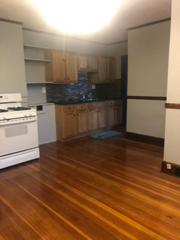 18 Arch Street - Photo 6 of 19