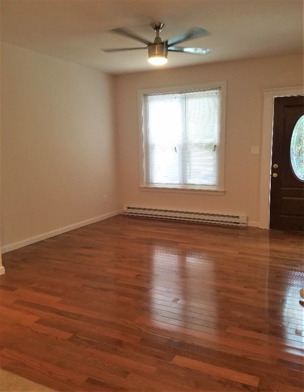 21 W Abington Ave - Photo 2 of 7