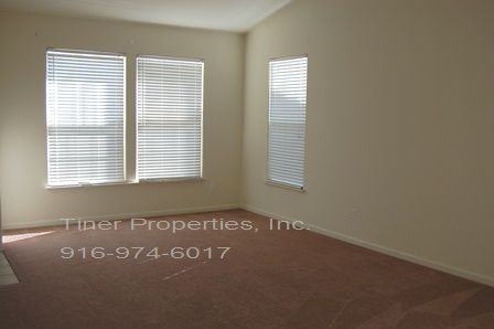 51 Tulip Tree Cir - Photo 3 of 16