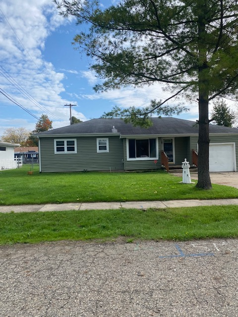 3112 Andrew Ave - Photo 2 of 16