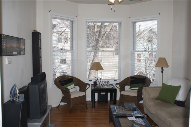 3125 N Paulina St #2R - Photo 3 of 5