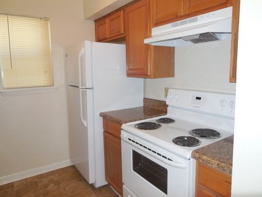 305 E Air Depot Rd - Photo 3 of 6