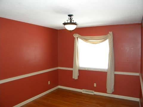 1430 Sanford St - Photo 3 of 16