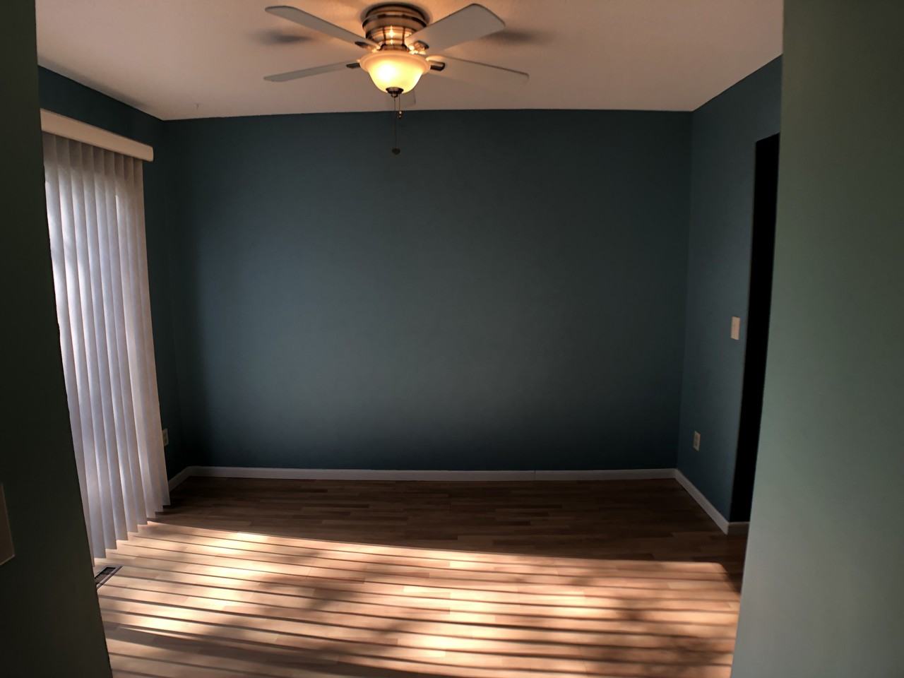 3071 Zarthan Ave S - Photo 5 of 22