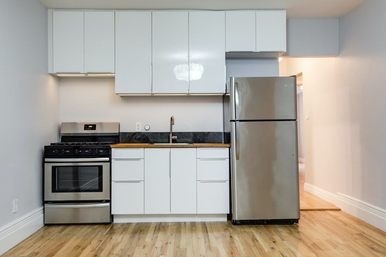 76 S Elliott Pl #1 - Photo 3 of 9