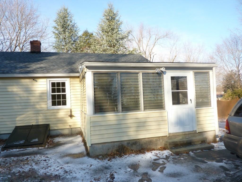 60 Waverly St - Photo 2 of 12