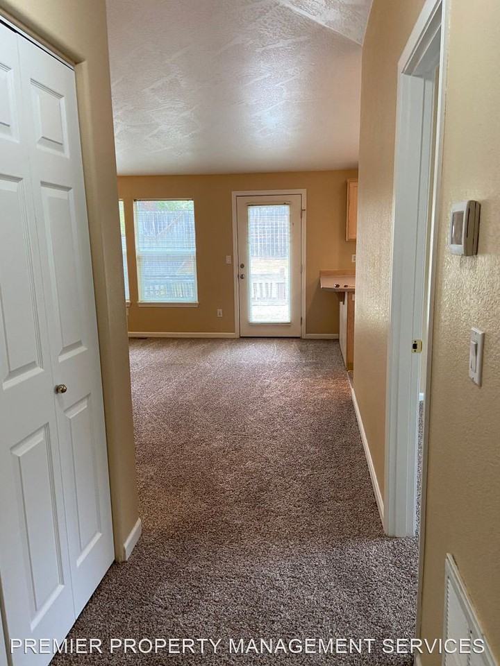 1930/1940 South 6th Street - Photo 3 of 21