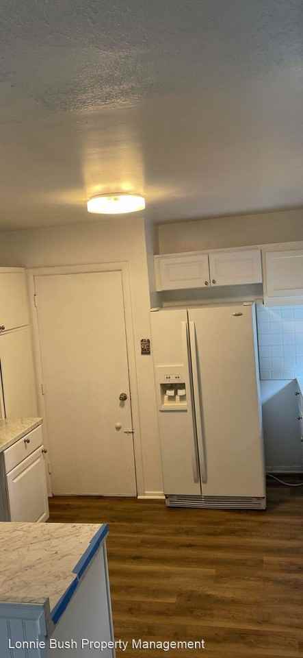 417 Saddle Rock Rd - Photo 3 of 10