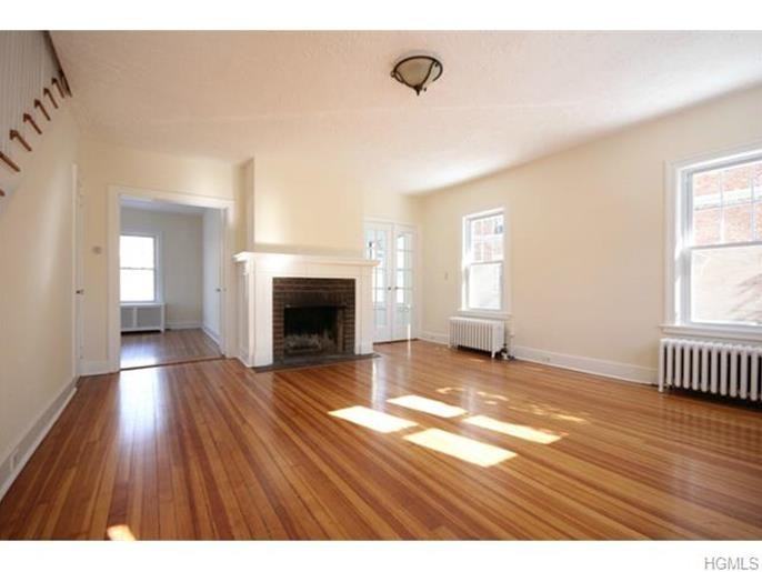 16 Meadow Ave - Photo 2 of 27