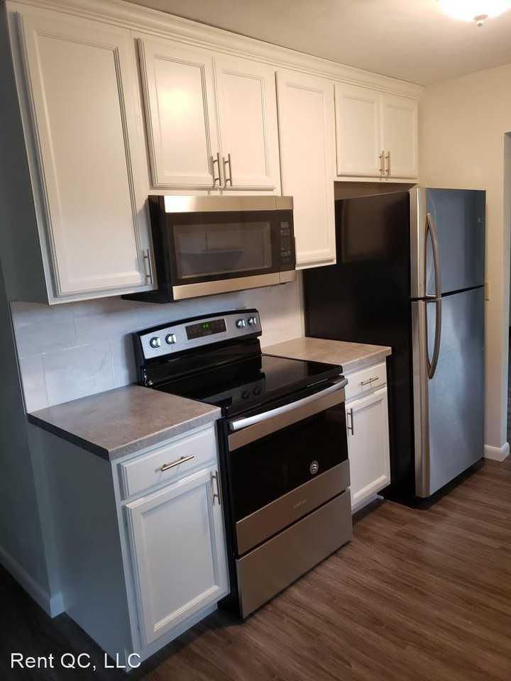 2726 34th St - Photo 2 of 14