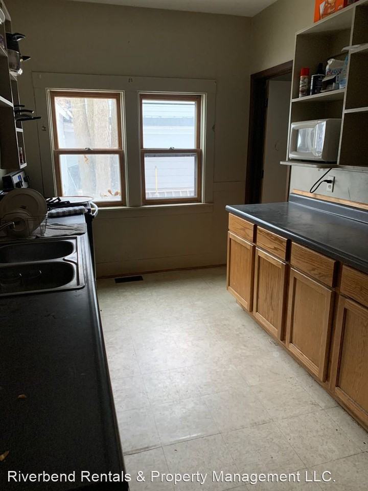 1008 2nd Ave - Photo 3 of 10