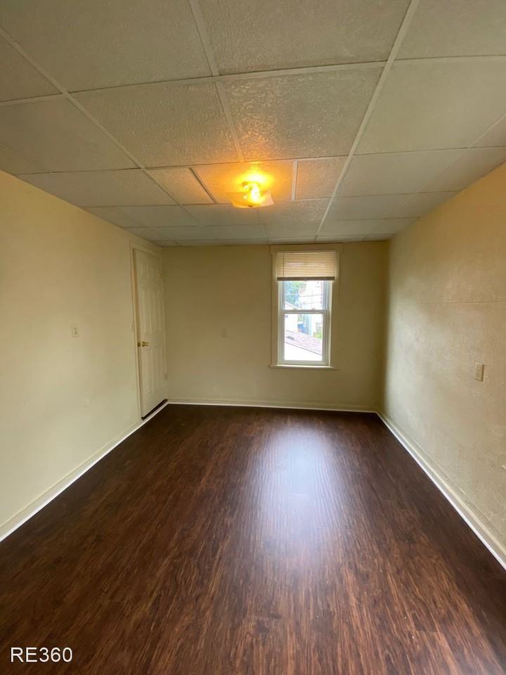 119 Rochelle St - Photo 3 of 24