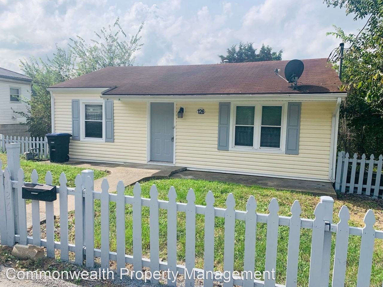 126 Allnutt Dr - Photo 2 of 24