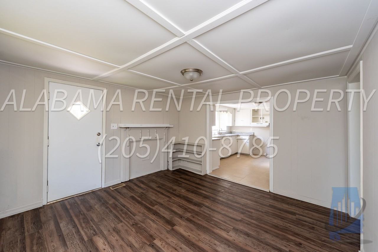 242 Southview Rd - Photo 2 of 22