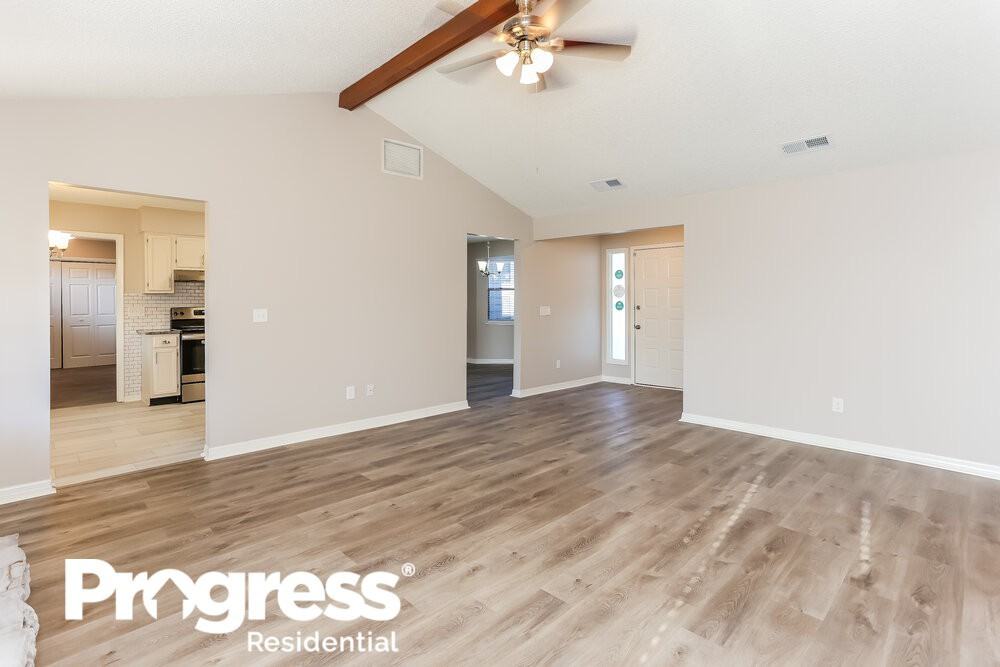 11507 Monument Lake Cir - Photo 3 of 20