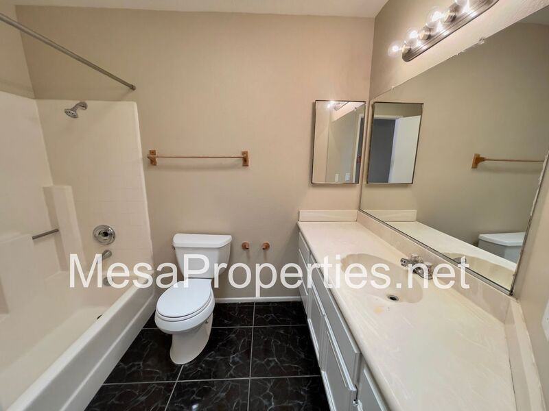 25084 Quebrada Ct - Photo 5 of 9