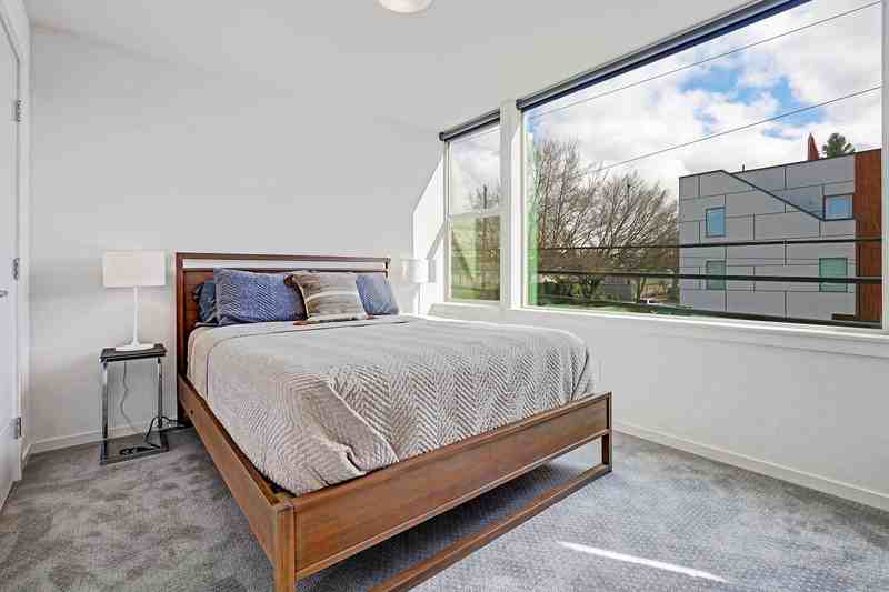6219 20th Ave Nw - Photo 7 of 10