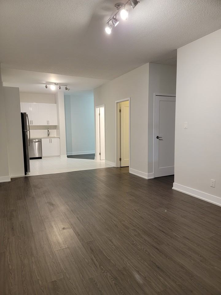 1801 Eglinton Avenue West #204 - Photo 5 of 20