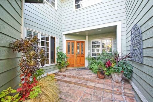 56 Sausalito Cir E - Photo 3 of 39