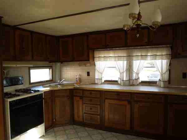 6280 Lansing Ave - Photo 2 of 6