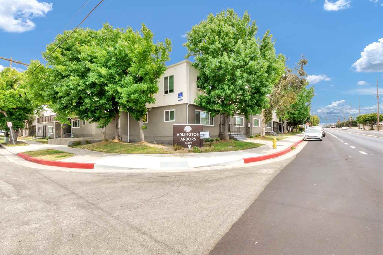 Arlington Arbors - Photo 2 of 14