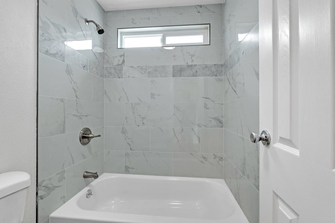 Arlington Arbors - Photo 6 of 14