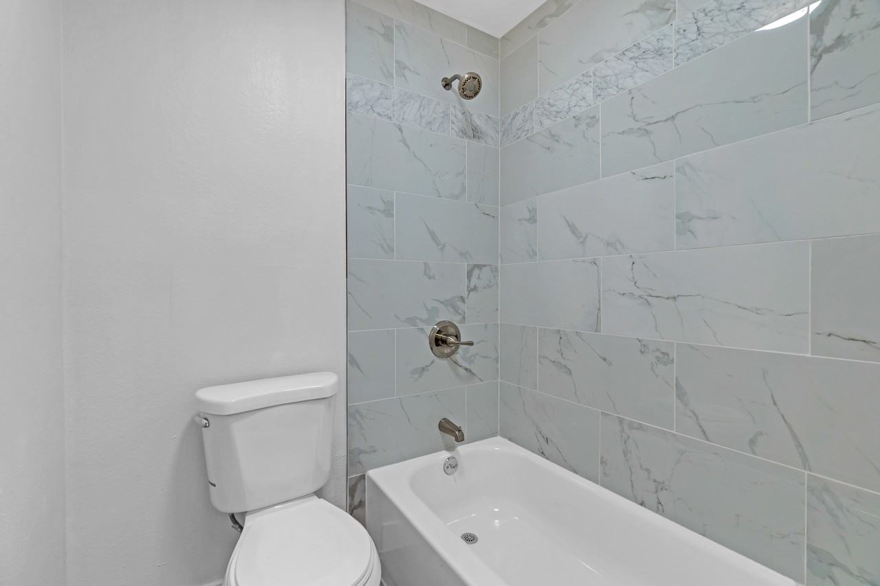 Arlington Arbors - Photo 7 of 14