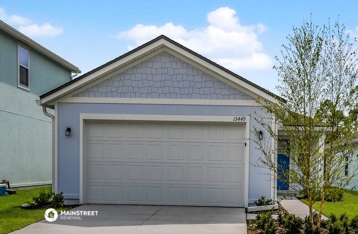 15449 Woodbury Dr - Photo 2 of 36